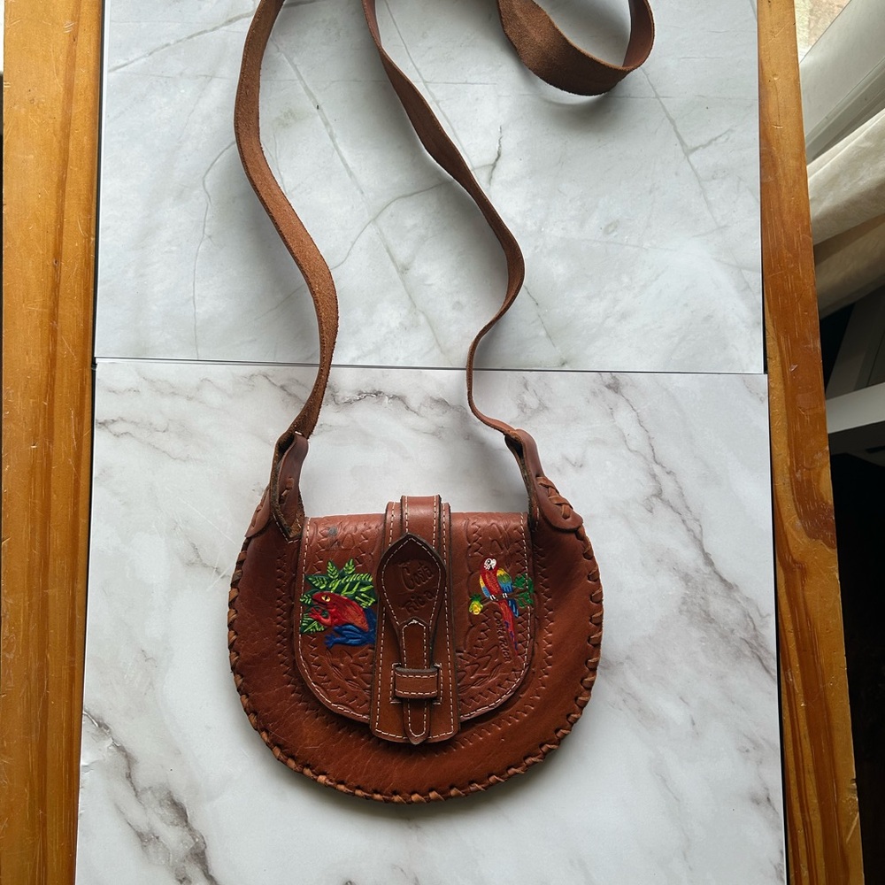 Artisanal Handcrafted Brown Leather Crossbody Bag with Embroidered Parrots